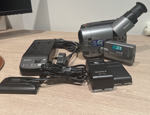 Sony ccd trv11e handycam - sony,